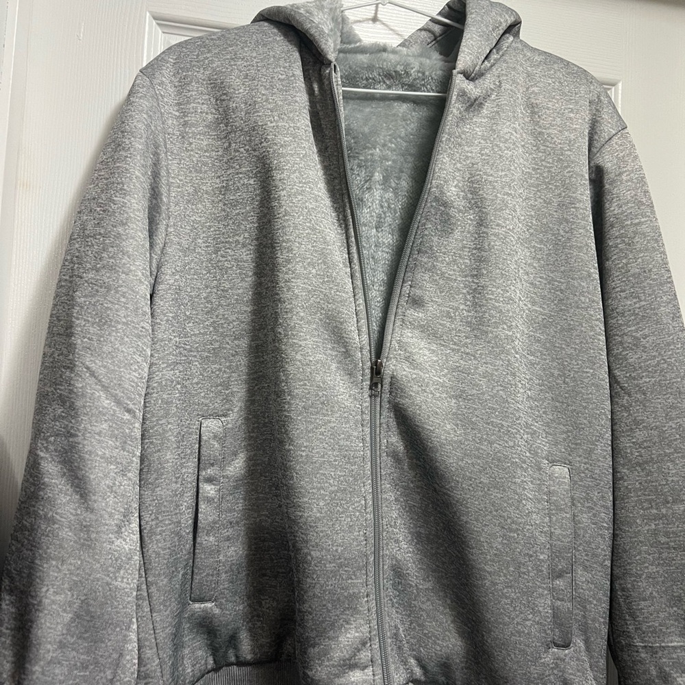 Men's Zip-Up Gray Sweater With Pants